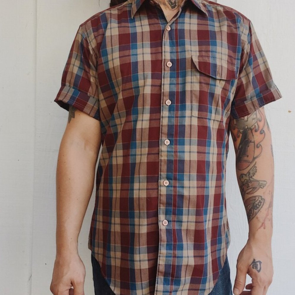 Oakton Limited Red Blue Yellow White Plaid Button Down Shirt size XL